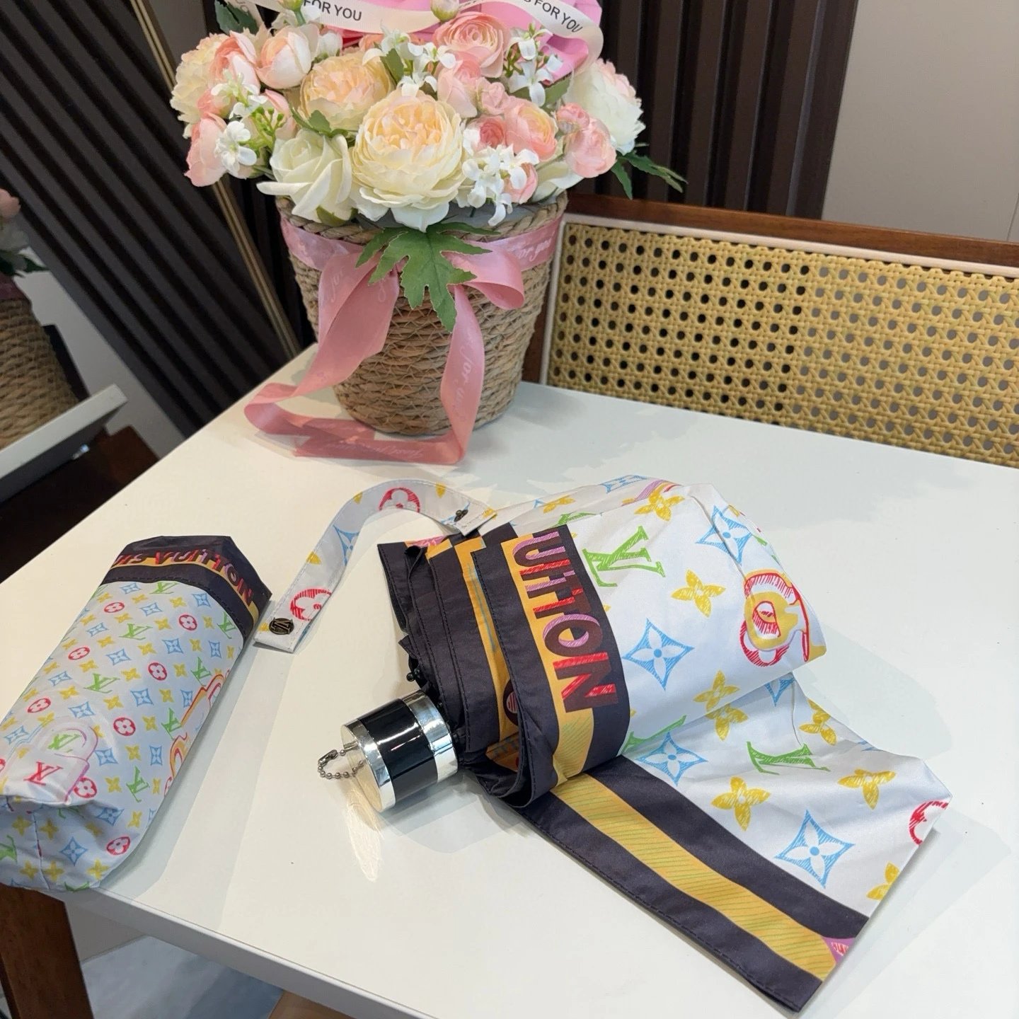 Louis Vuitton UV Protection Folding Umbrella Ver.M — Photo 6