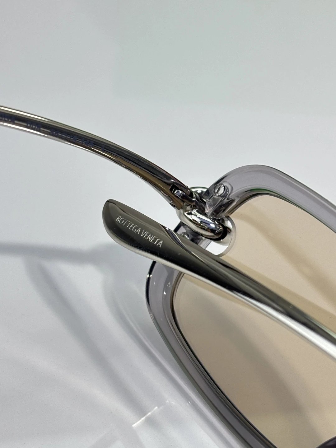 Bottega Veneta BV1440S Sunglasses 55-17-145 — QC