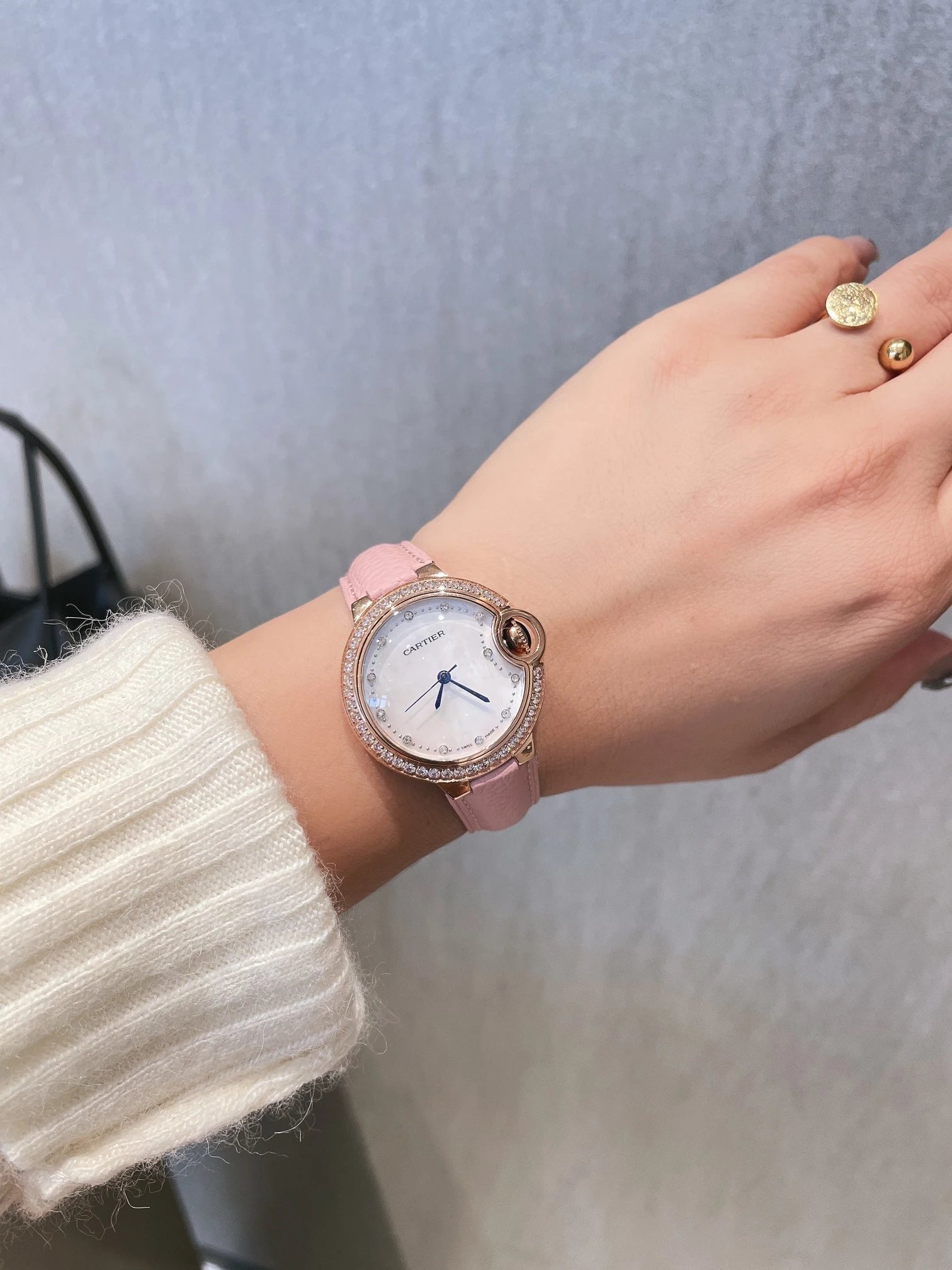 Cartier Ballon Bleu Quartz Watch 33mm Ver.B — Photo 8