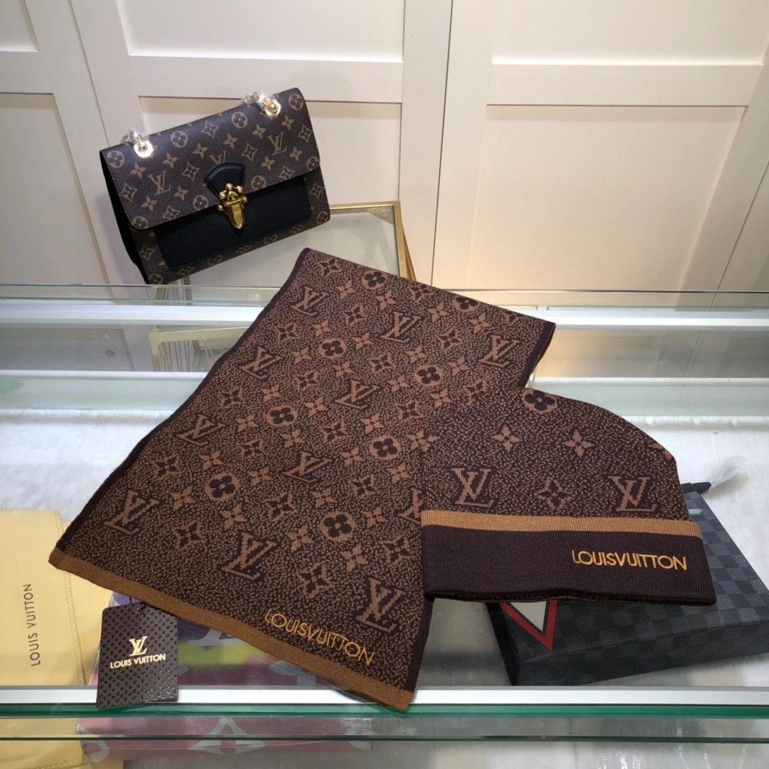 Louis Vuitton Wool Cashmere Scarf & Hat Set Ver.A — Photo 8