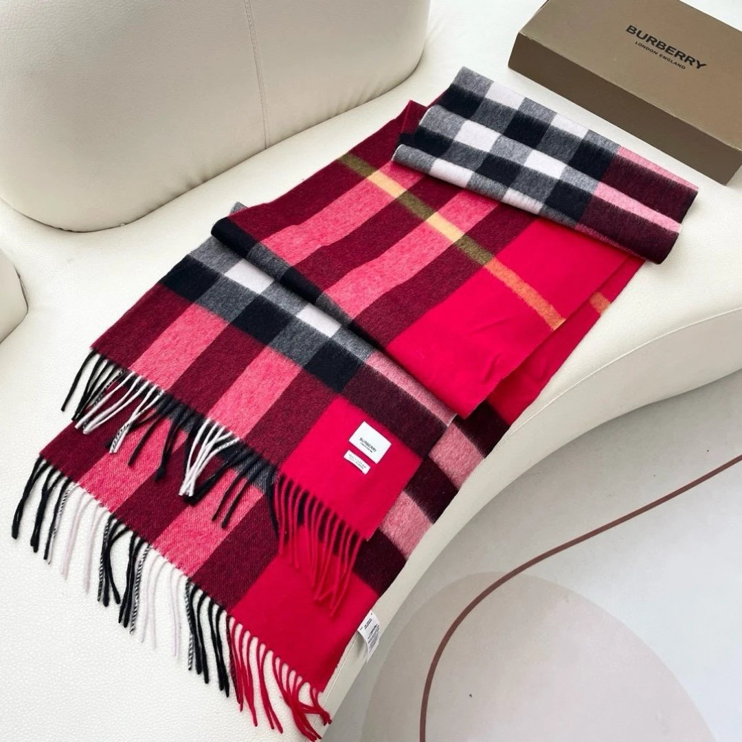 Burberry Cashmere Scarf Ver.F — Photo 3