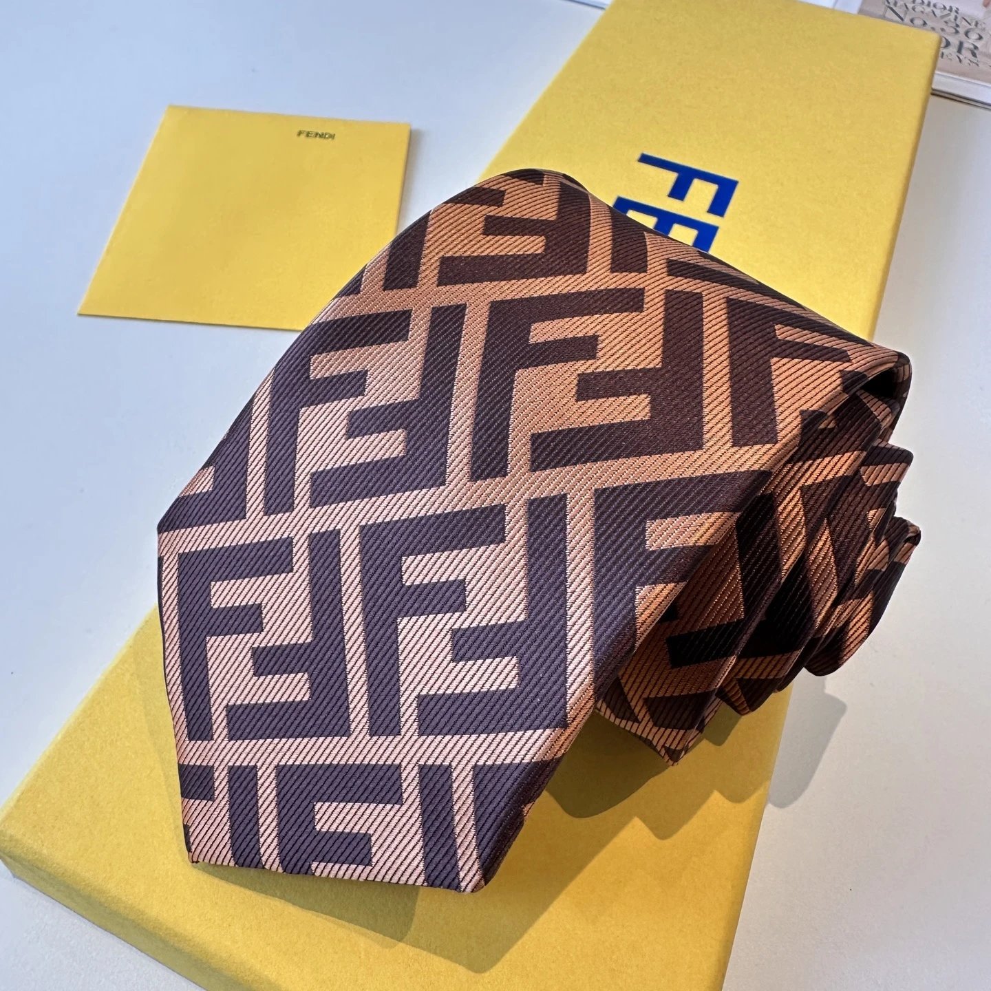Fendi Silk Tie Ver.B — Photo 6