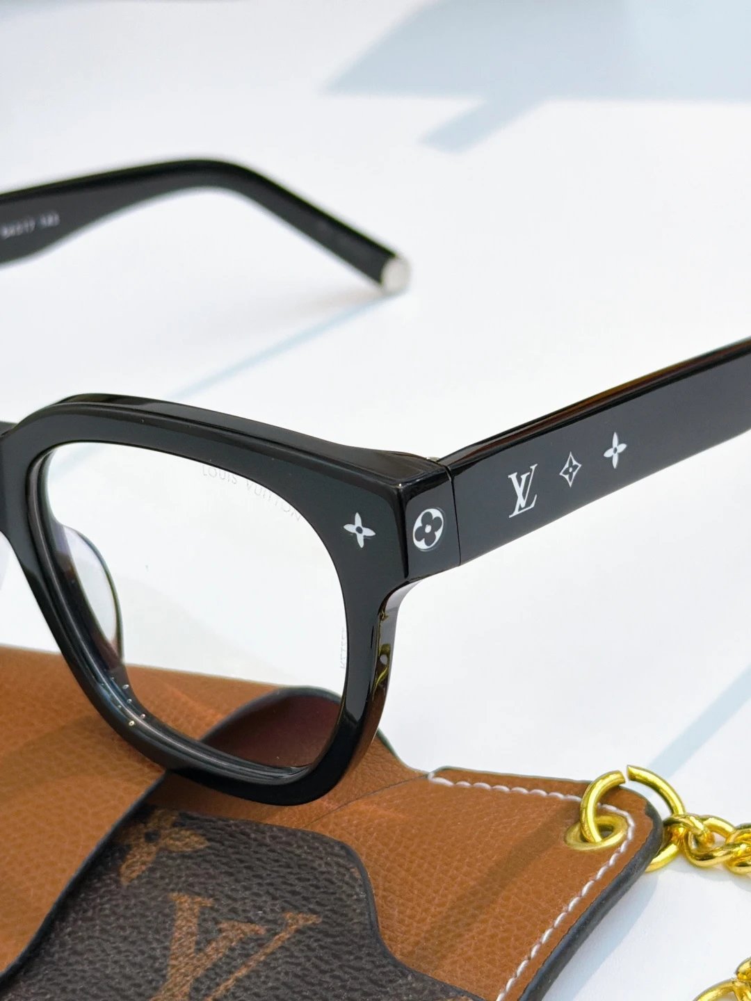 Louis Vuitton Z1523E Z1524W Sunglasses 54-17-143 — QC