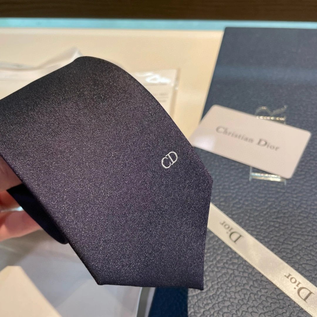 Dior Tie Ver.J — Photo 9