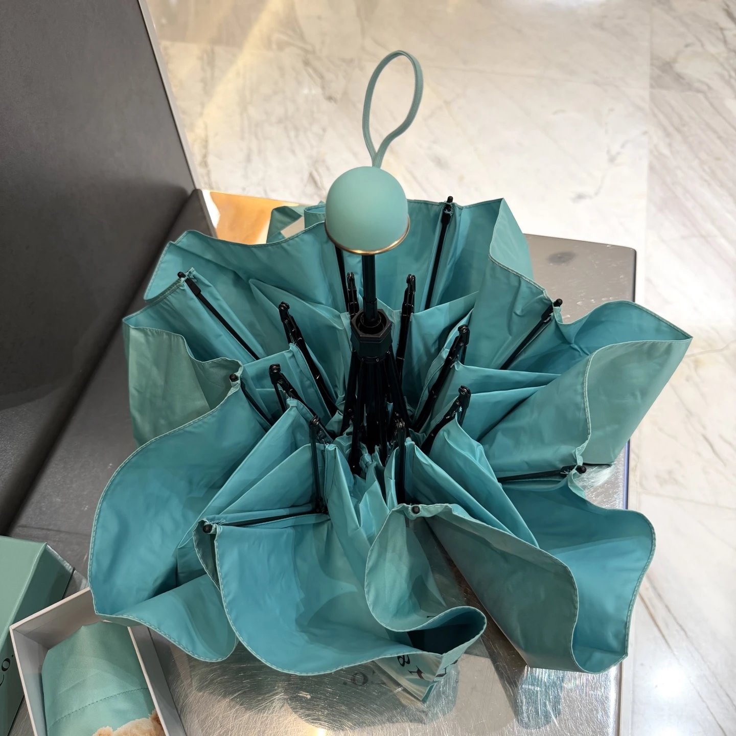 Tiffany UV Protection Folding Umbrella Ver.B — Photo 5