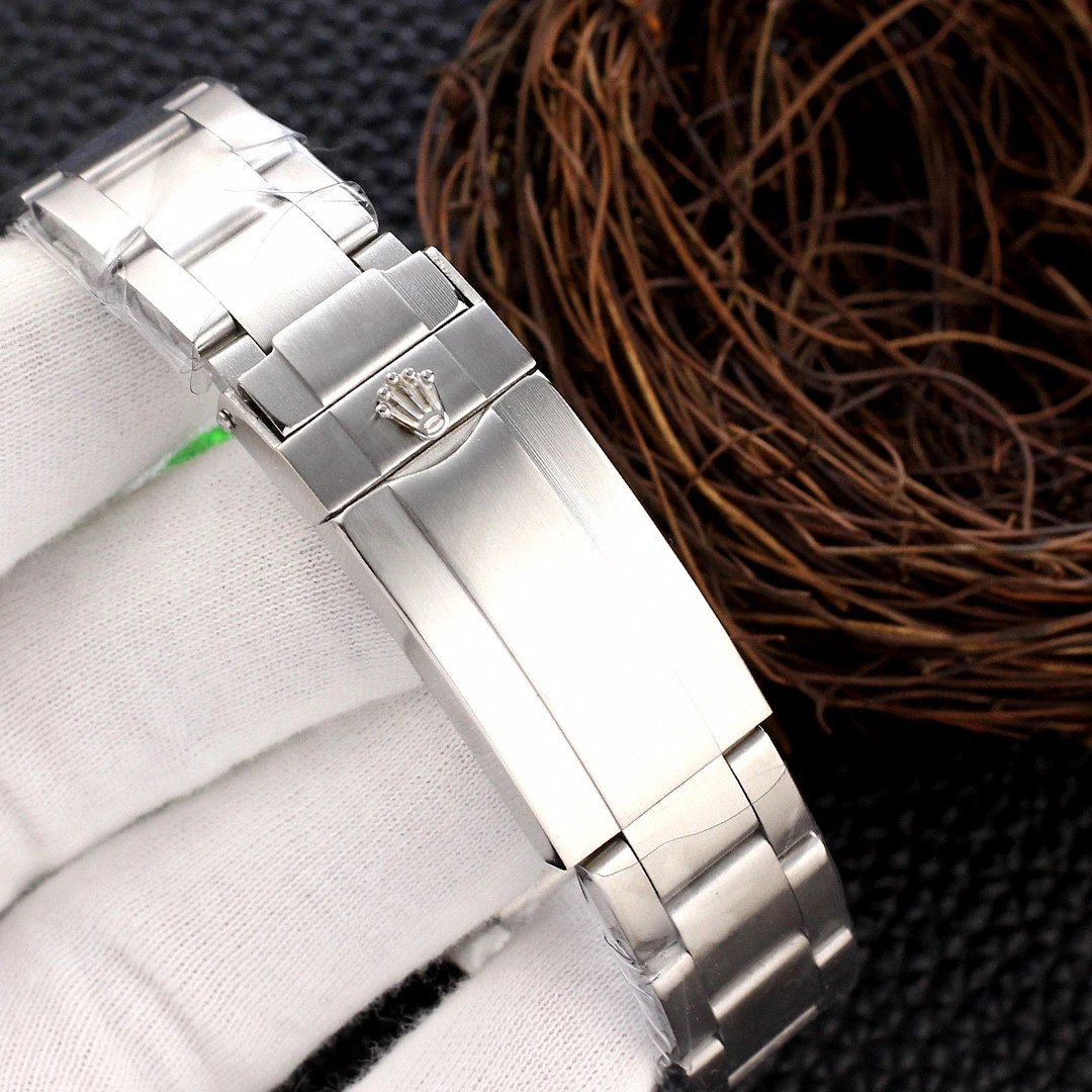Rolex Submariner Steel Automatic Watch — QC