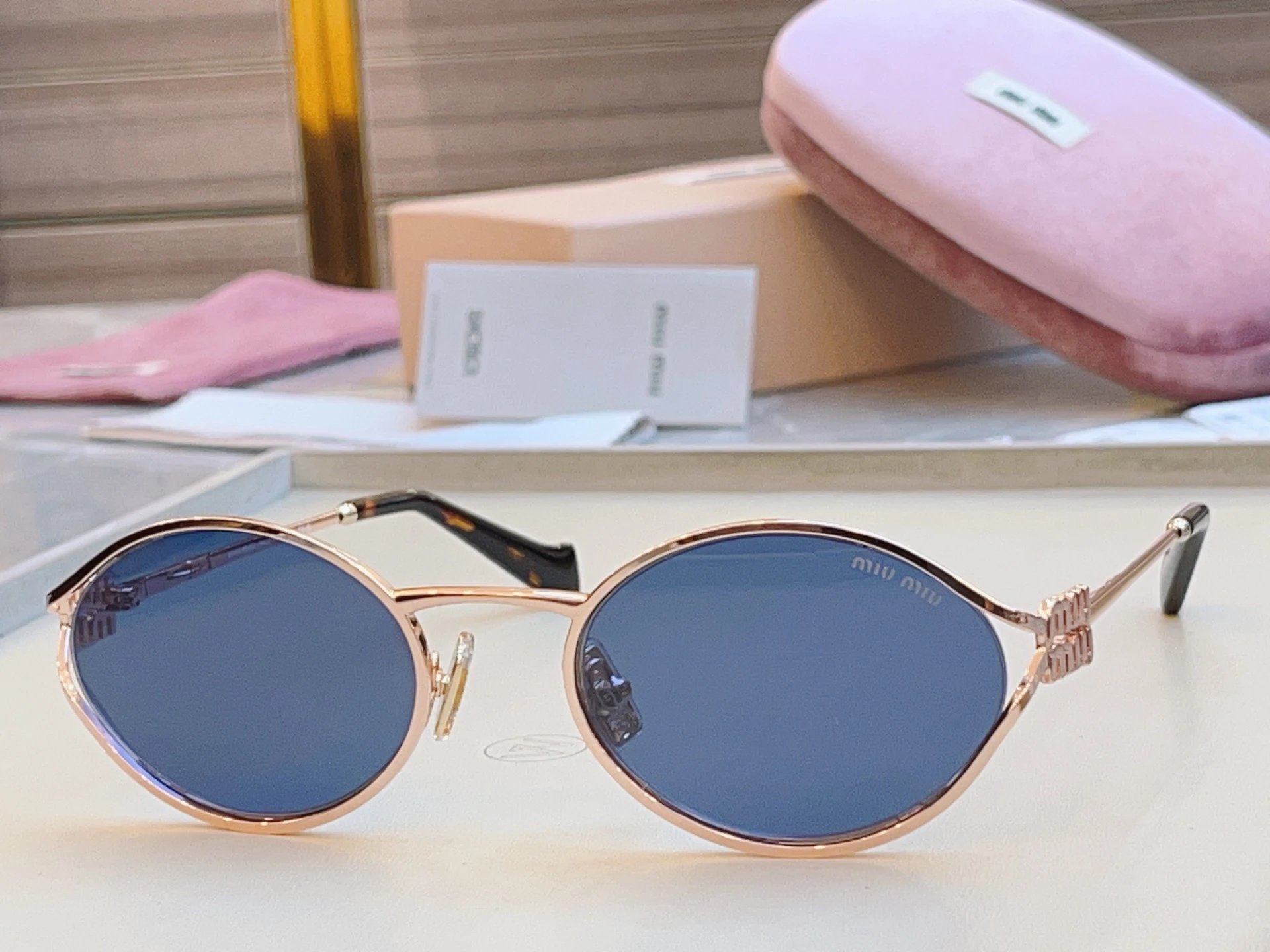 Miu Miu SMU 52Y Sunglasses 54-20-125 — photo 9