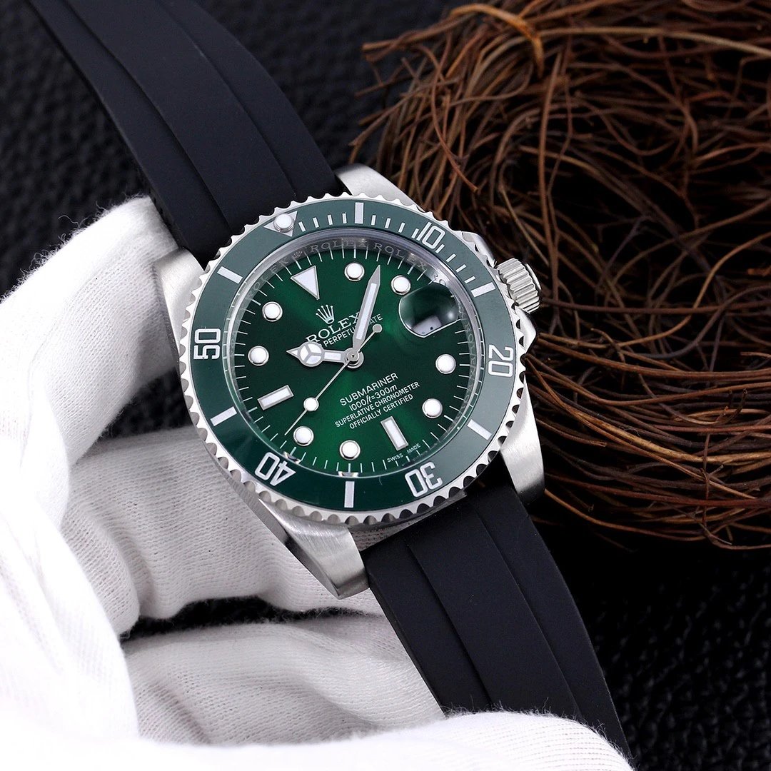 Rolex Submariner Rubber Automatic Watch — QC