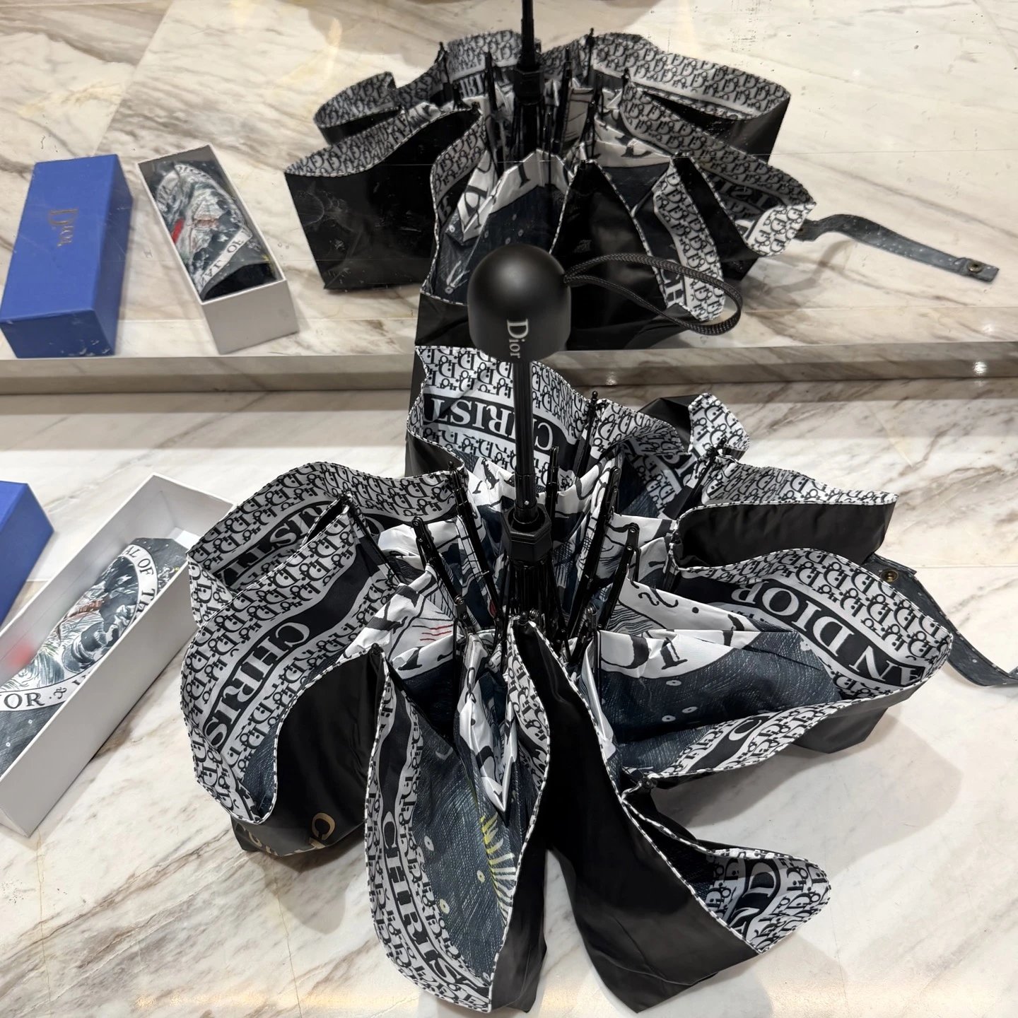 Dior UV Protection Folding Umbrella Ver.H — Zdjęcie 6