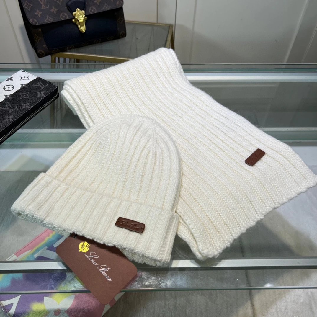 Loro Piana Scarf & Hat Set Ver.B — Photo 2