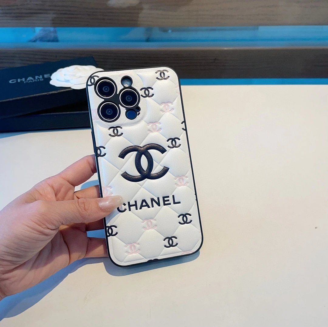 Chanel Phone Case Ver.B — Photo 2