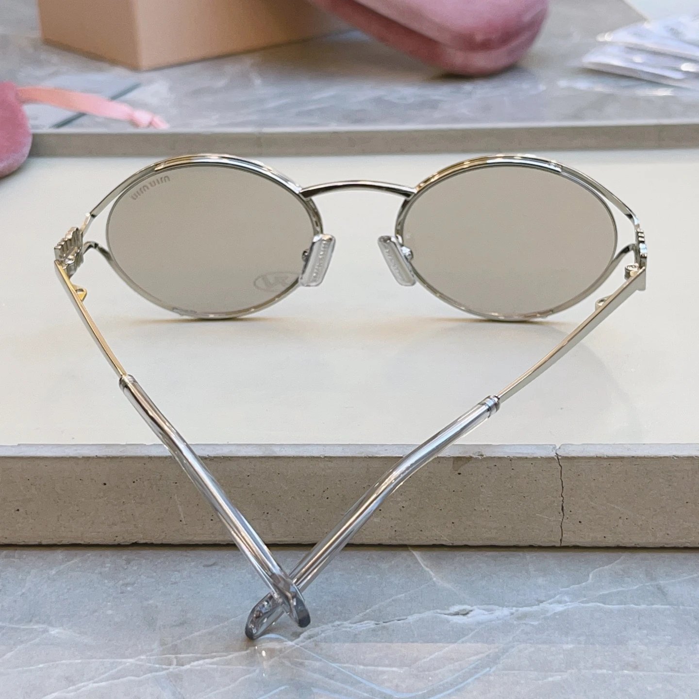 Miu Miu Sunglasses Ver.B — photo 5