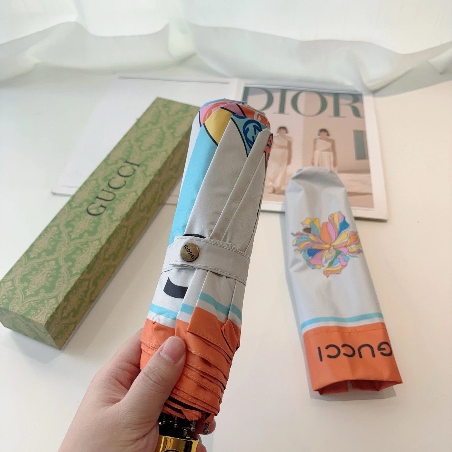 Gucci UV Protection Folding Umbrella Ver.I — Photo 3