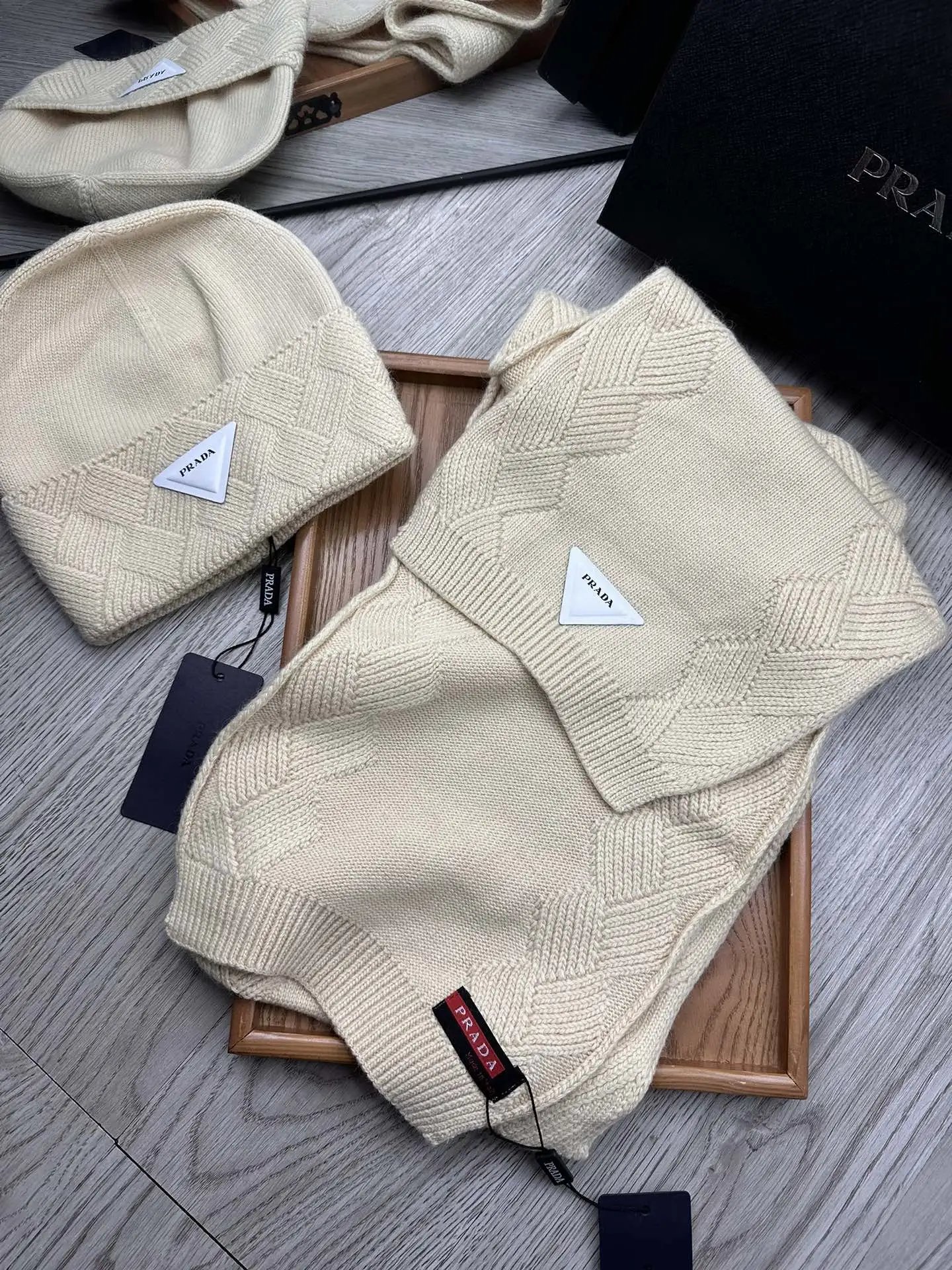 Prada Wool Rabbit Fur Scarf & Hat Set Ver.F — Photo 4
