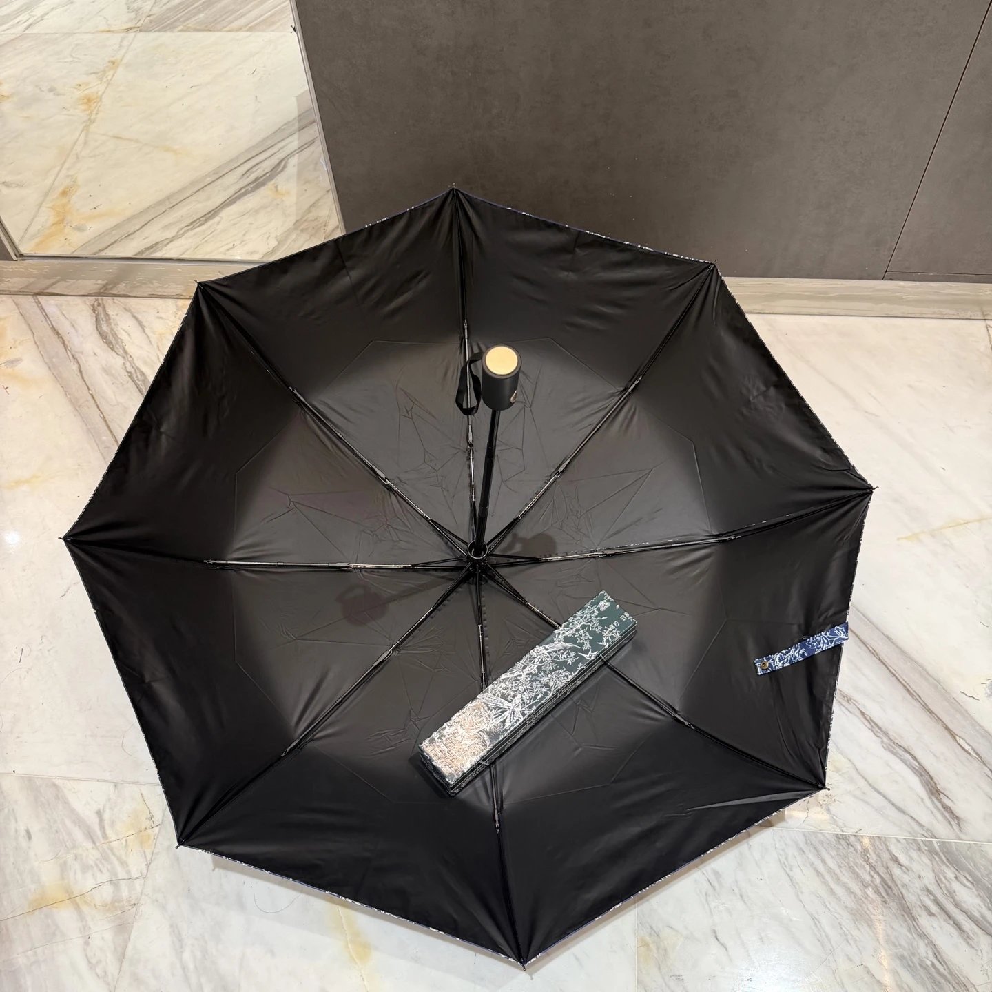 Dior UV Protection Folding Umbrella Ver.K — Photo 6