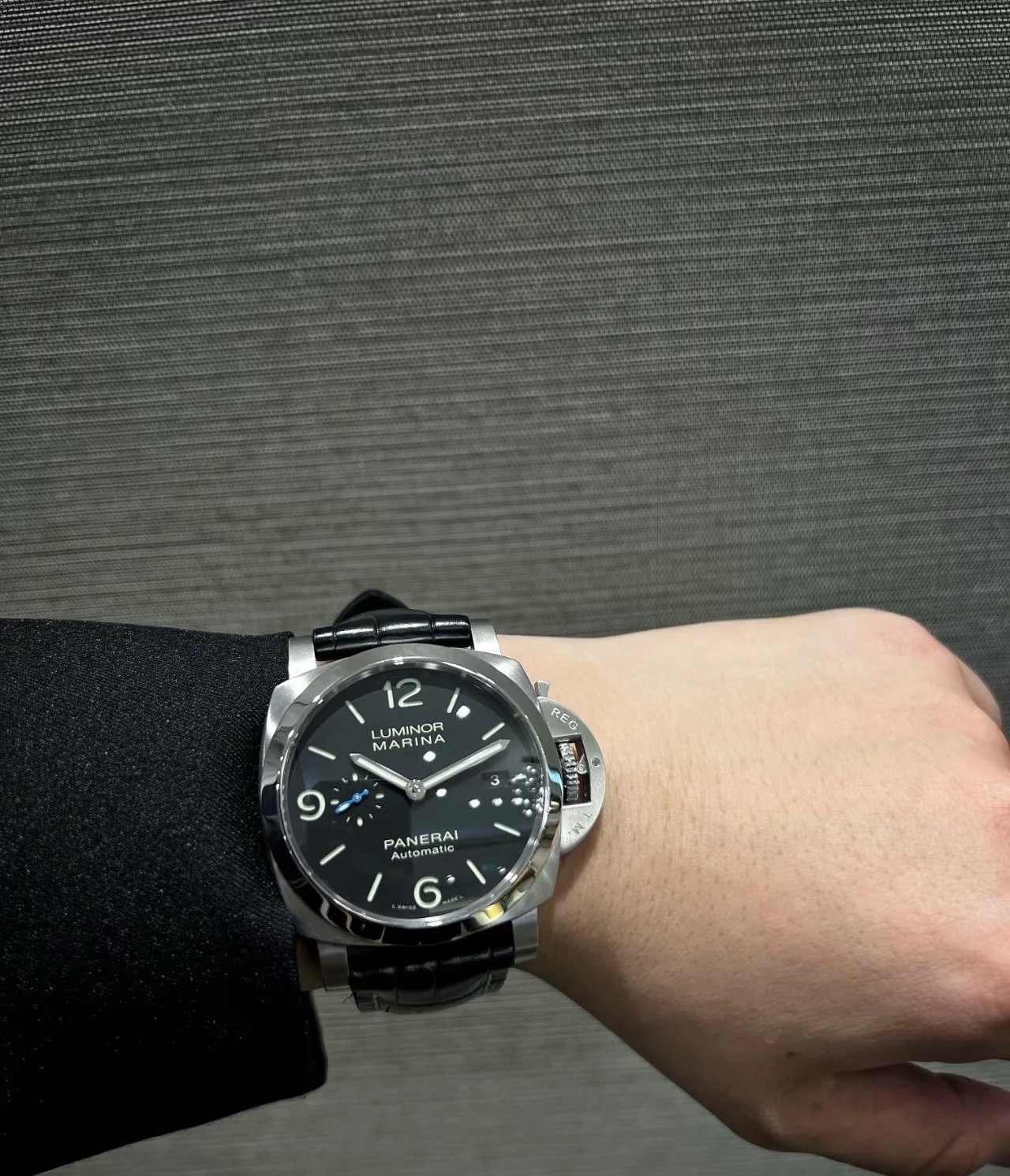 Panerai Luminor Marina automatisch horloge met zwarte wijzerplaat 44 mm