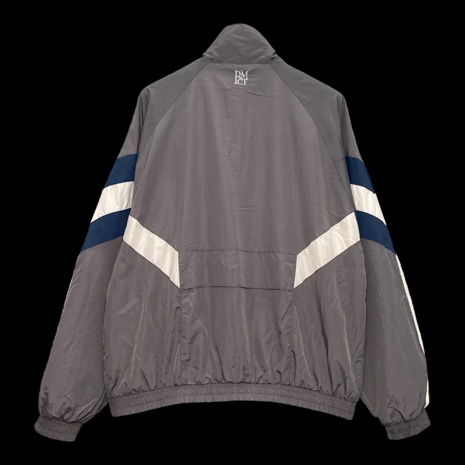 Real Madrid Coupe Vent Jersey — Photo 2