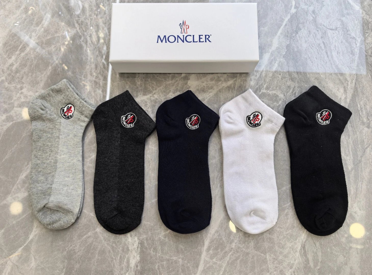 Moncler Embroidered Quarter Socks 5-Pair Box Ver.A — photo 2