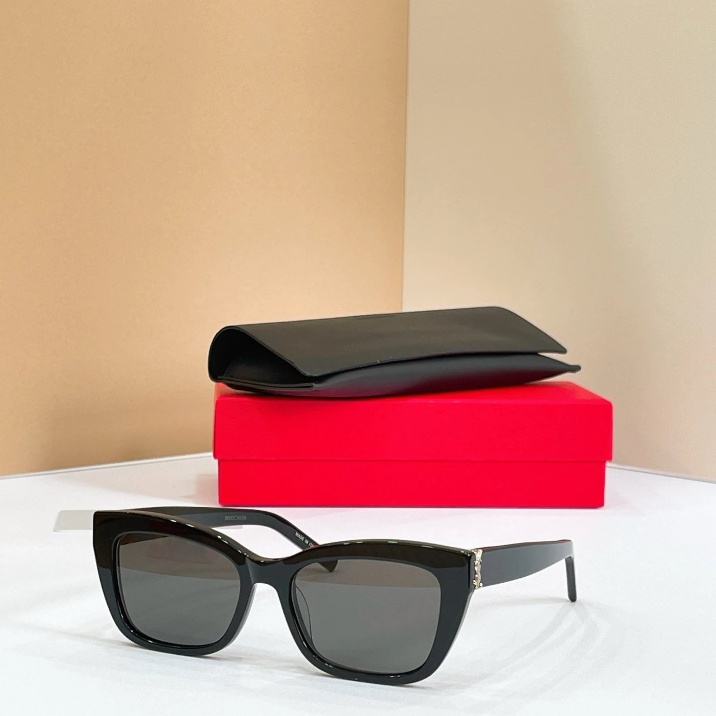 Saint Laurent Sunglasses Ver.A — photo 7