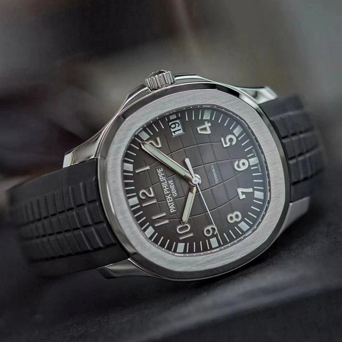 Patek Philippe Aquanaut Automatic Watch 40mm — photo 4