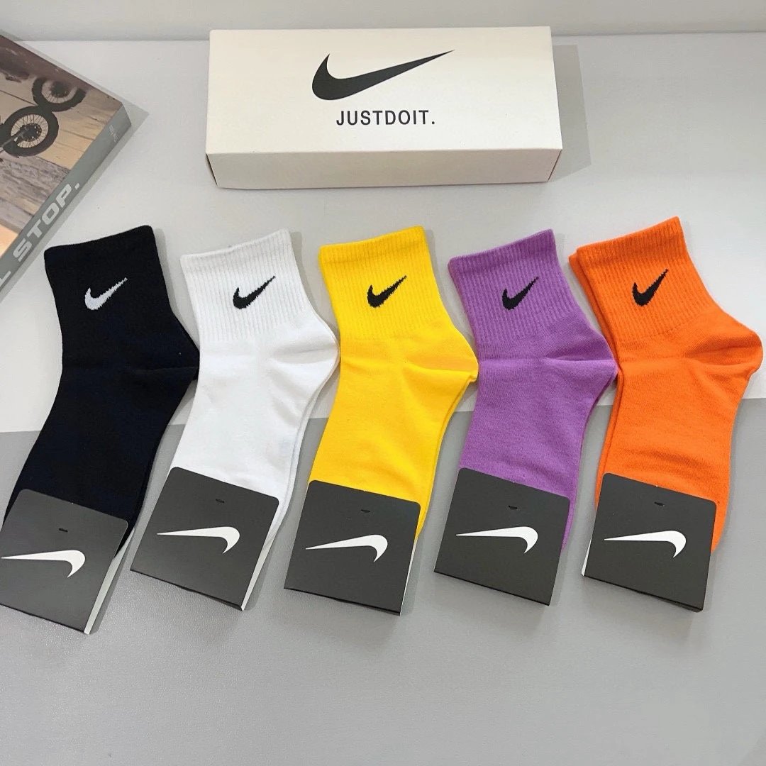 Nike Crew Socks Ver.C — Zdjęcie 2