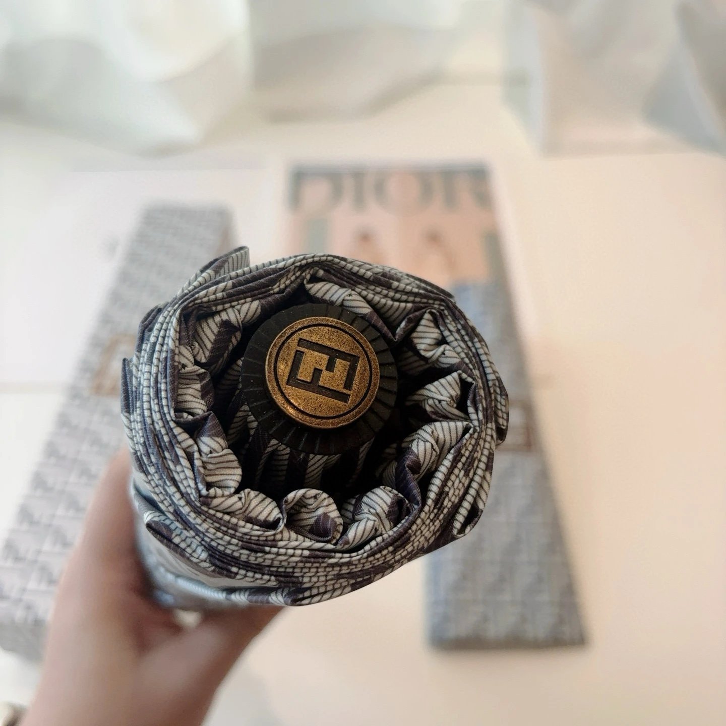 Fendi UV Protection Folding Umbrella Ver.D — Photo 4