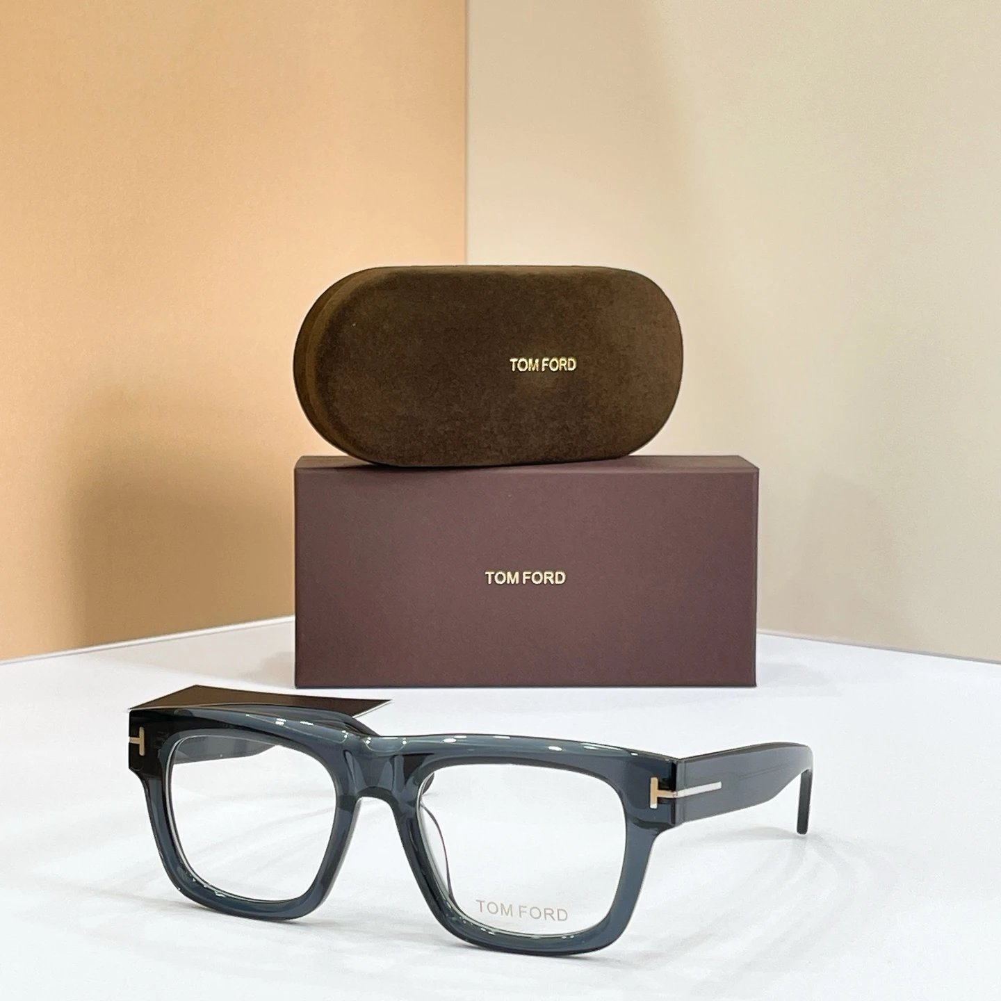 Tom Ford FT1200 Sunglasses 53-21-145 — photo 4