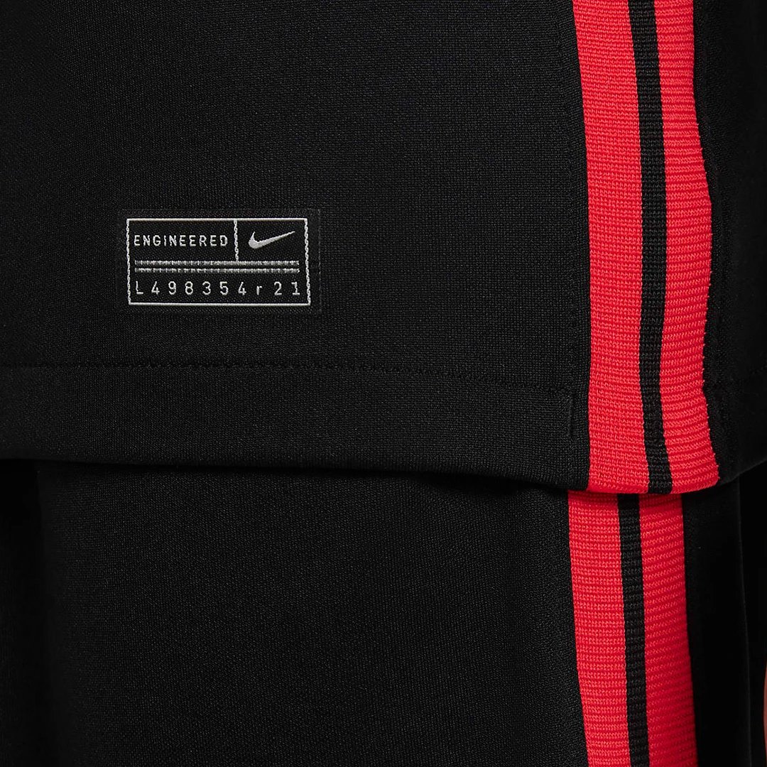 Eintracht Frankfurt 21/22 Home Jersey - Kids — photo 6