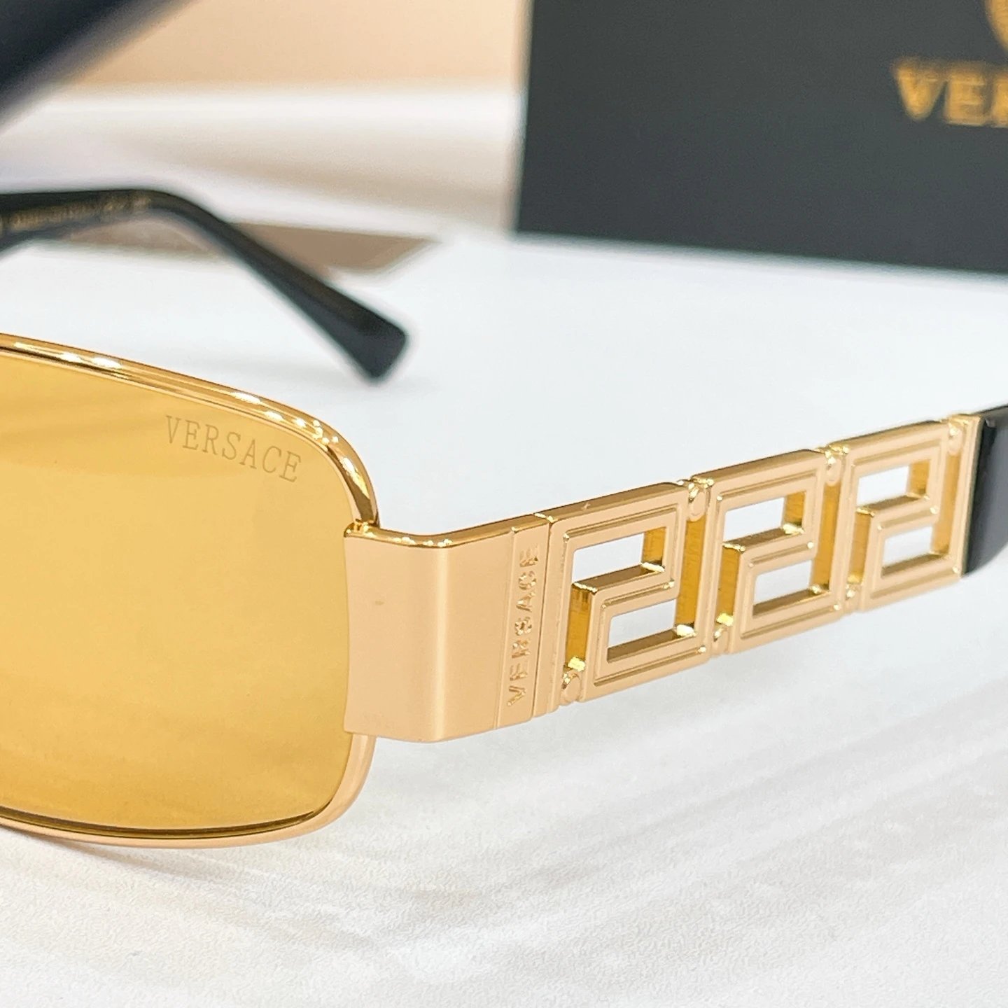 Versace VE2257 Sunglasses 60-16-145 — QC