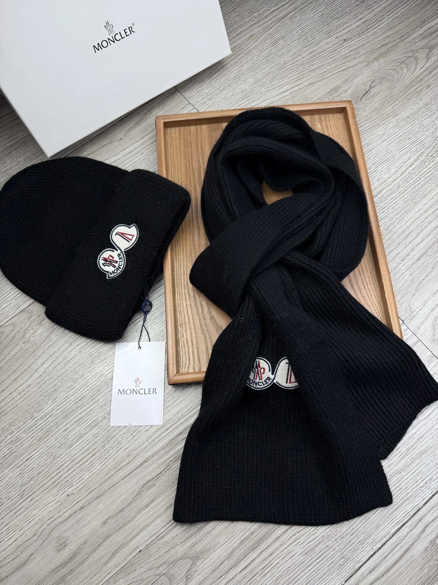 Moncler Wool Rabbit Fur Scarf & Hat Set Ver.G — Photo 7