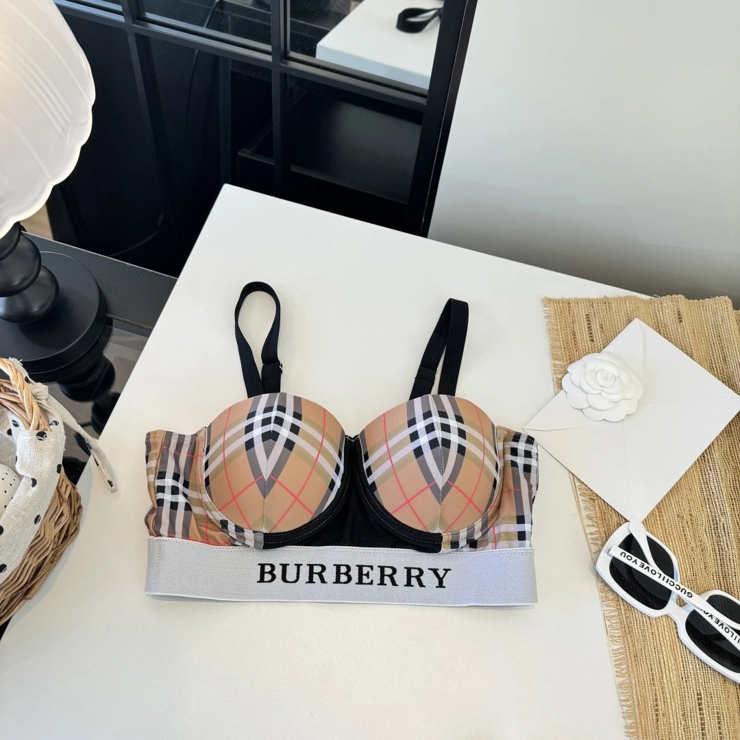 Burberry Bikini Two-Piece Swimwear Ver.B — Photo 4