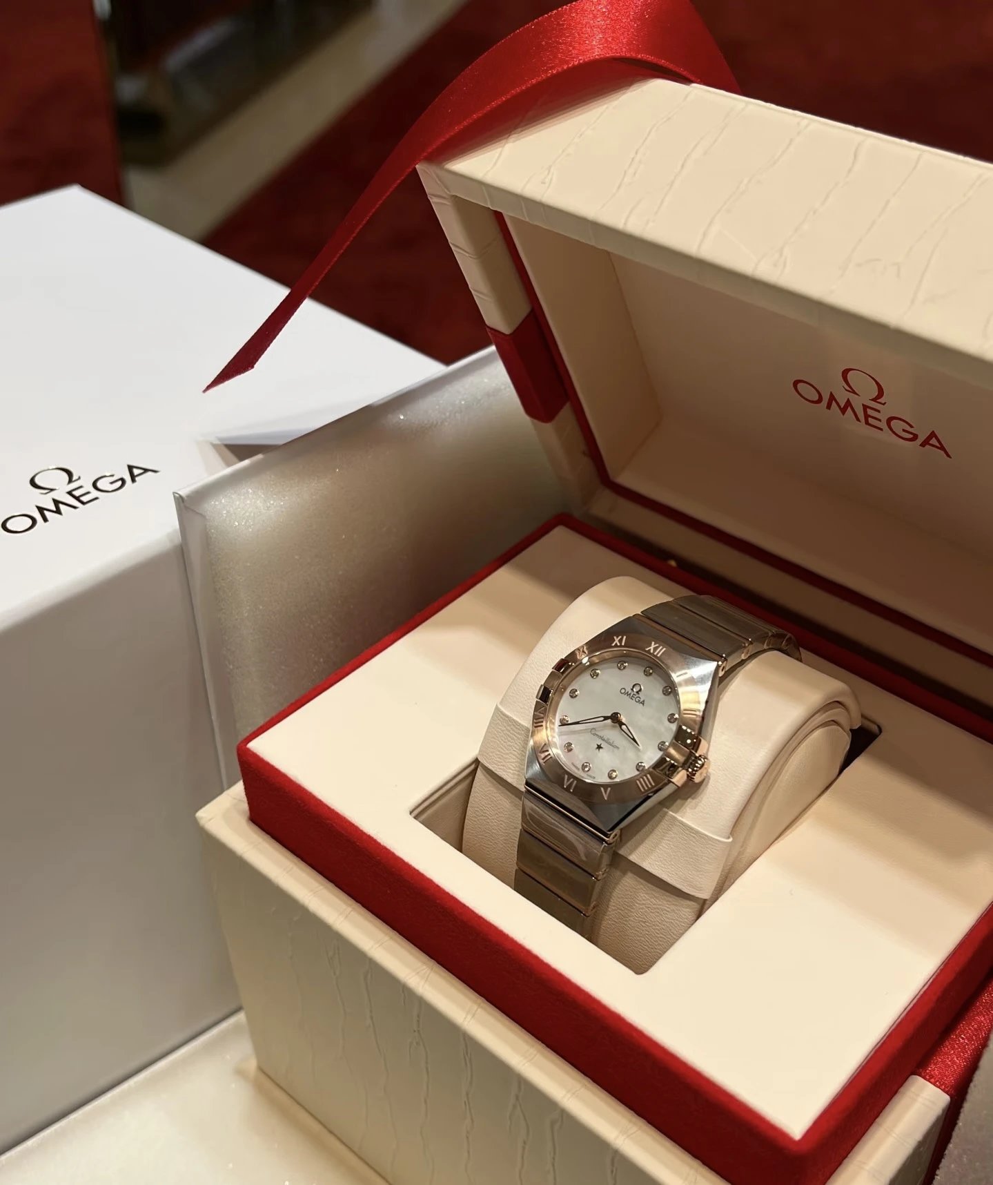 Omega Constellation Watch with Mother of Pearl Dial and Roman Numeral Bezel