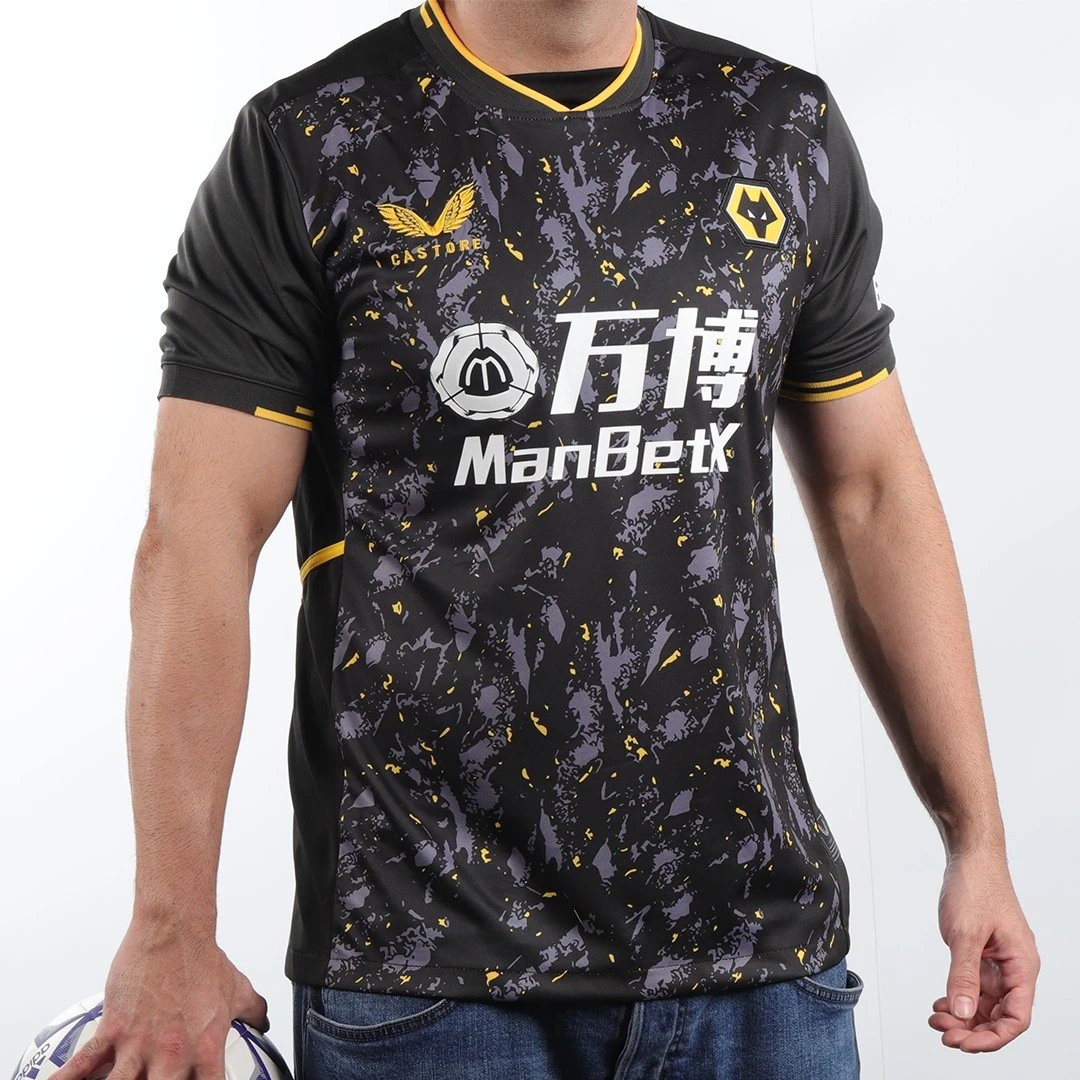 Wolverhampton Wanderers 21/22 Away Jersey — photo 2