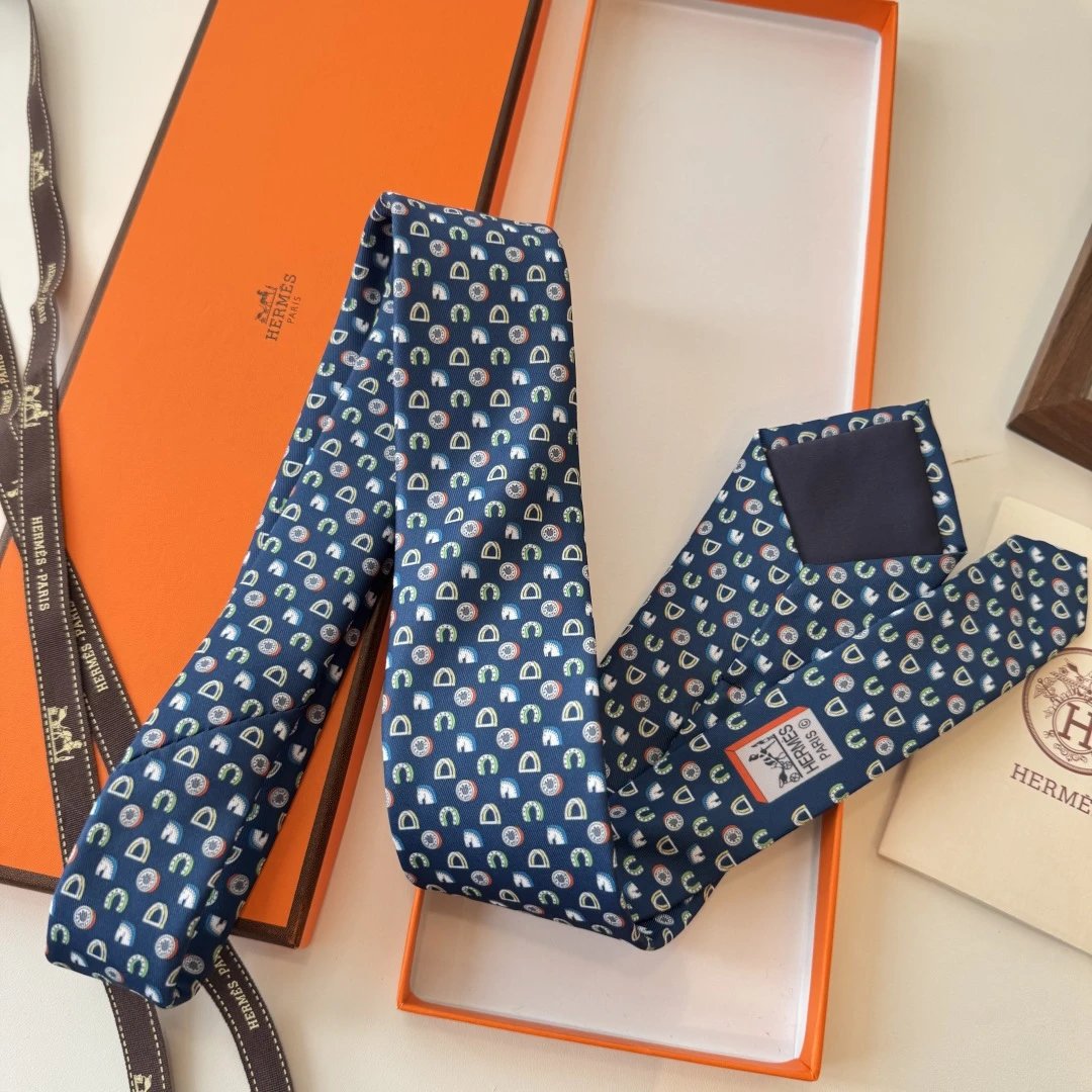 Hermes Silk Tie Ver.J — Photo 6