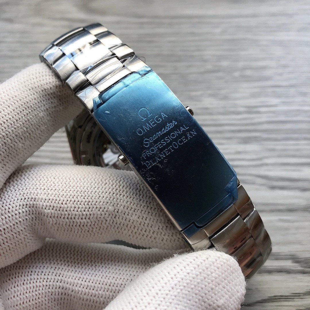 Omega Seamaster 600 Diver Automatic Watch — photo 4