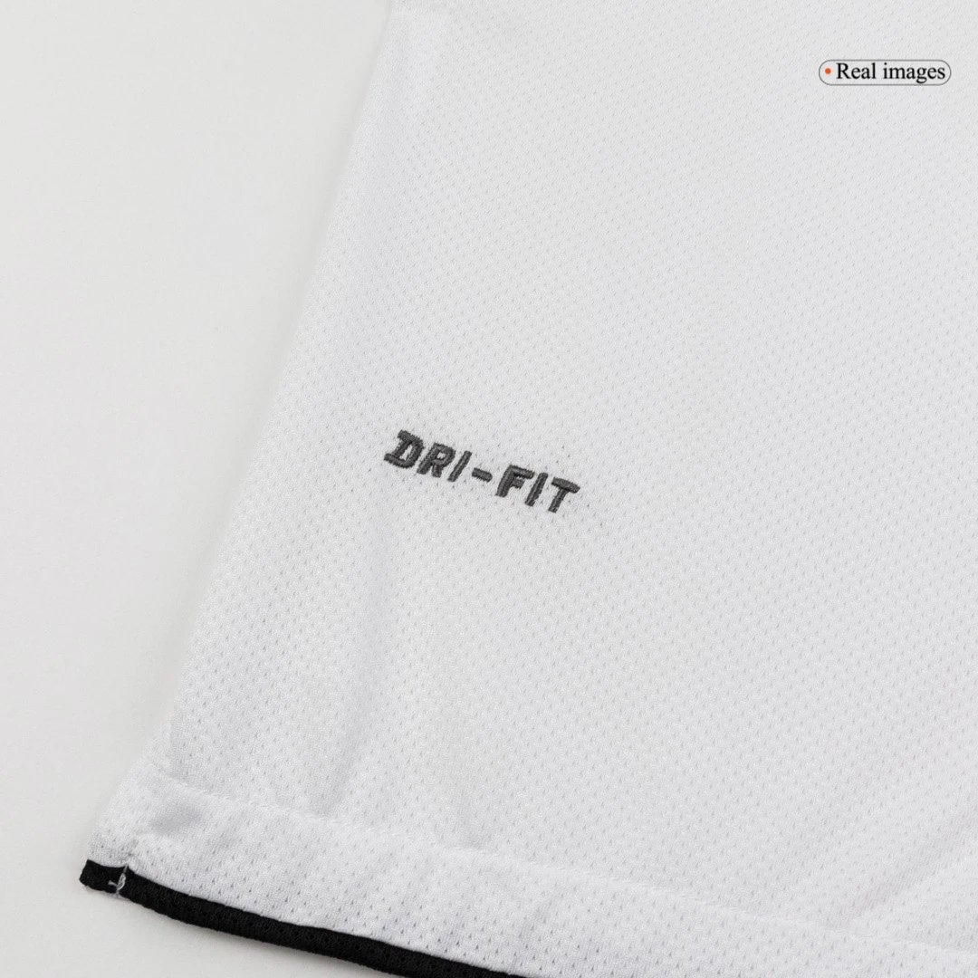 Manchester United 10/11 Retro Away Jersey — photo 12