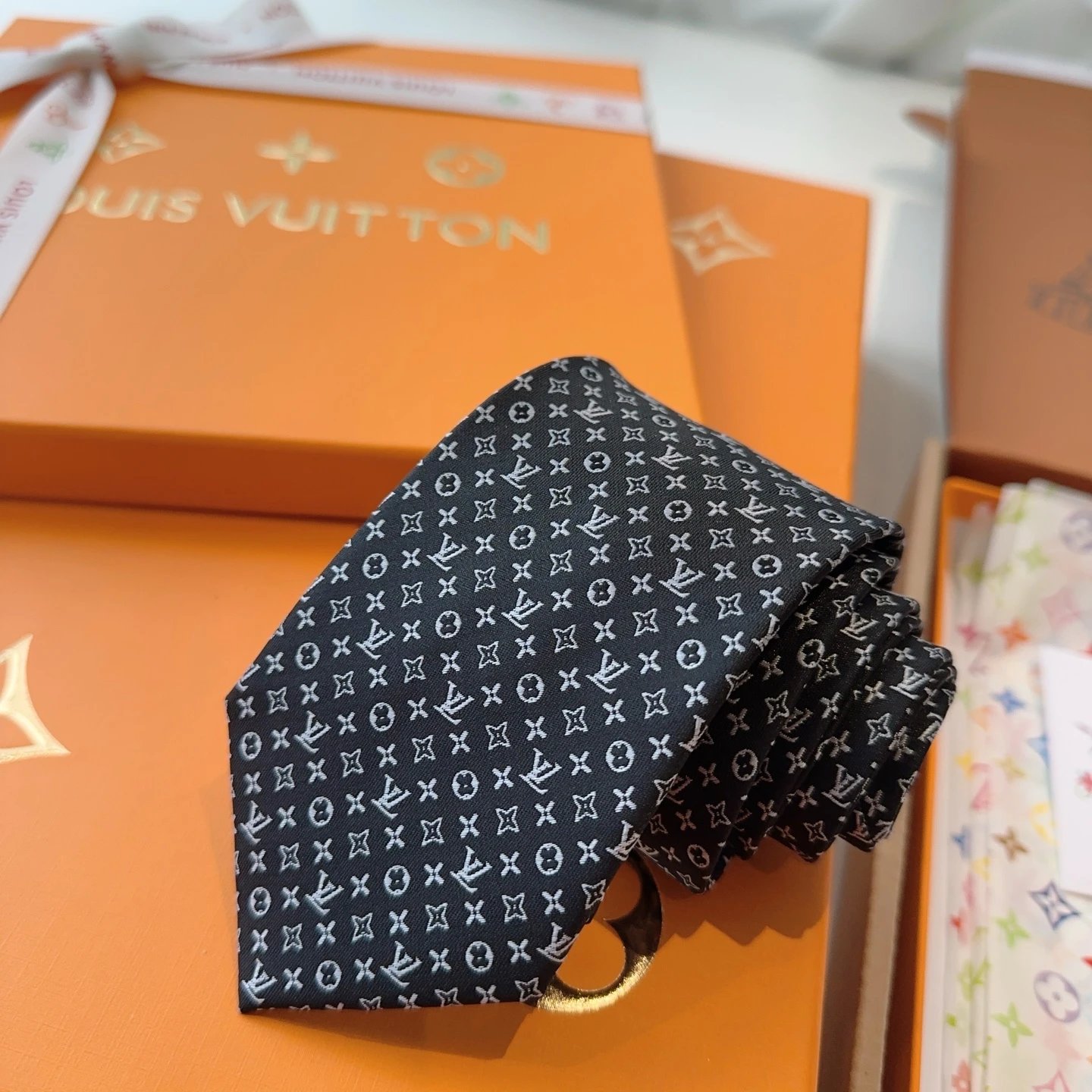 Louis Vuitton Silk Tie Ver.Q — QC