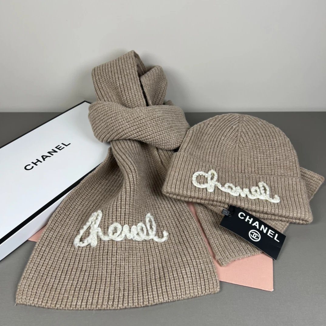 Chanel Scarf & Hat Set Ver.B — Photo 5