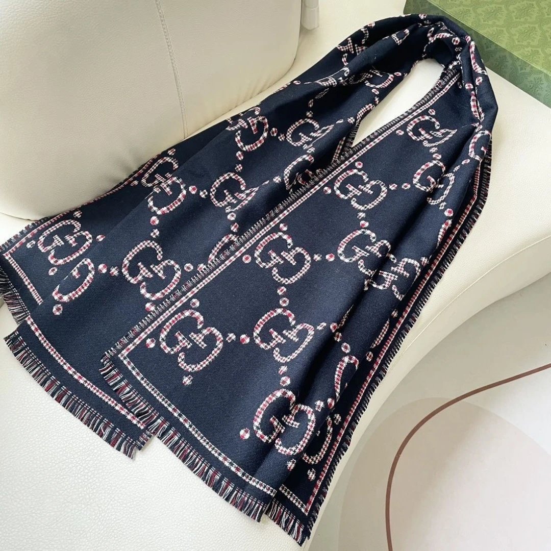 Gucci Cashmere Shawl Ver.D — Photo 5