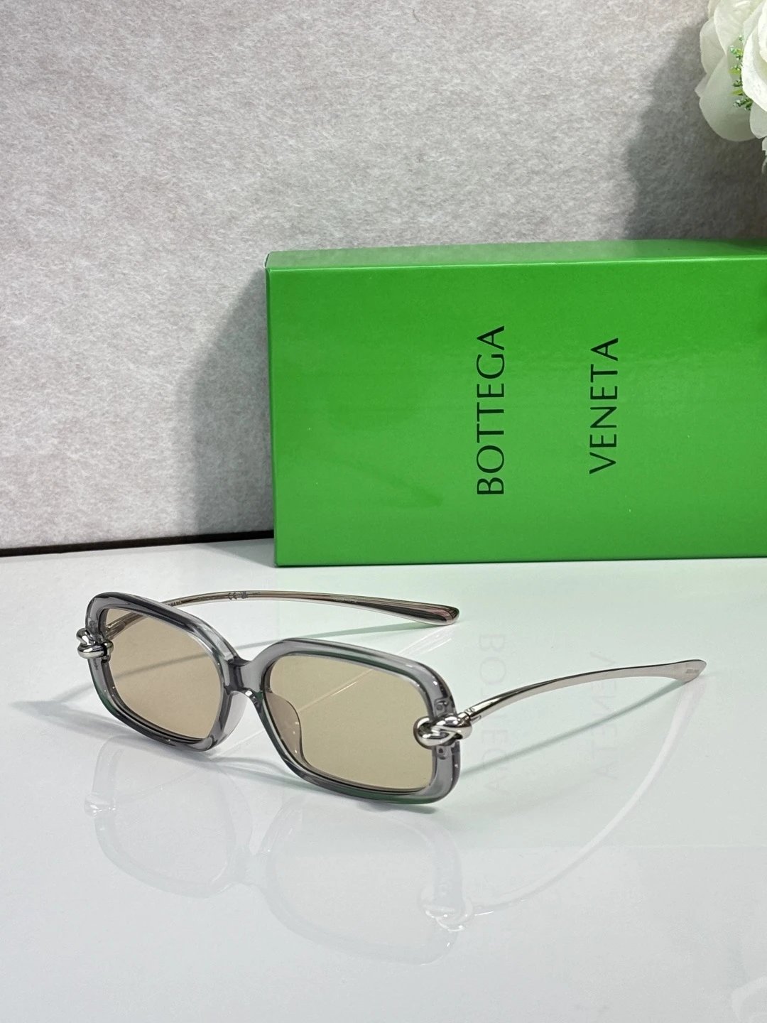 Bottega Veneta BV1440S Sunglasses 55-17-145 — QC