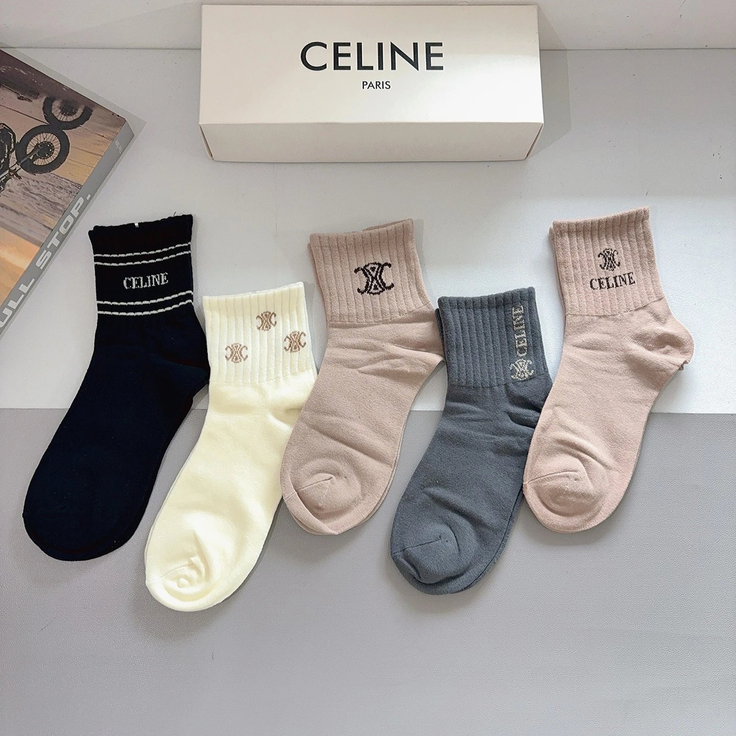 Celine Crew Cotton No-Show Socks Ver.A — Zdjęcie 8