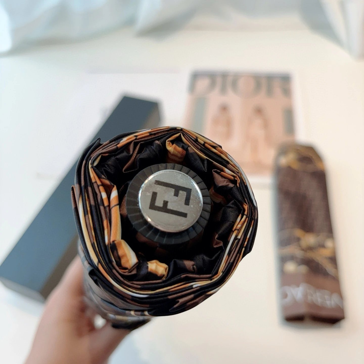 Fendi UV Protection Folding Umbrella Ver.E — Photo 4