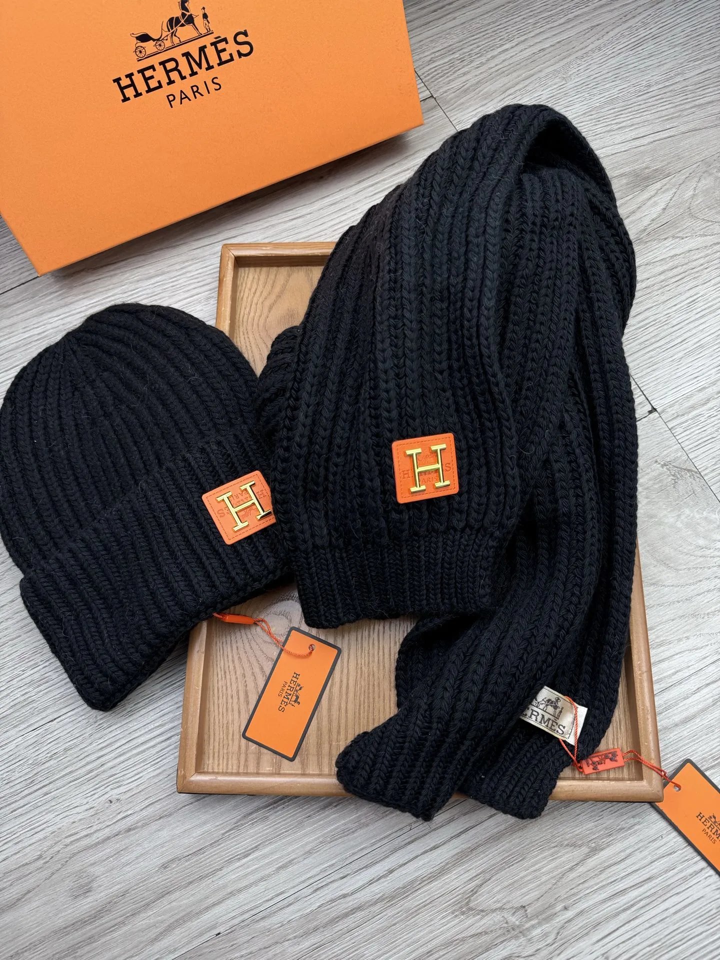 Hermes Wool Rabbit Fur Scarf & Hat Set Ver.A — Photo 8