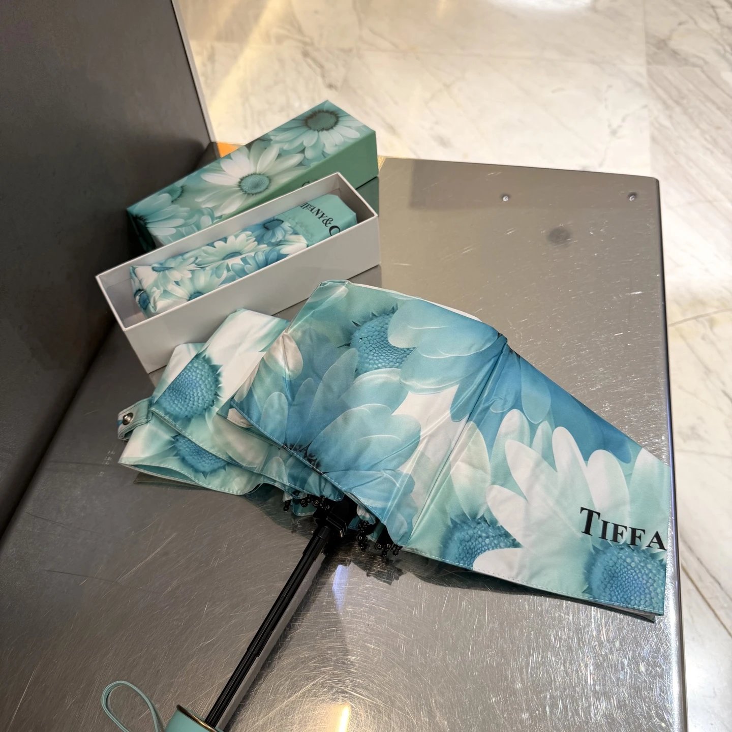 Tiffany UV Protection Folding Umbrella Ver.C — Photo 6