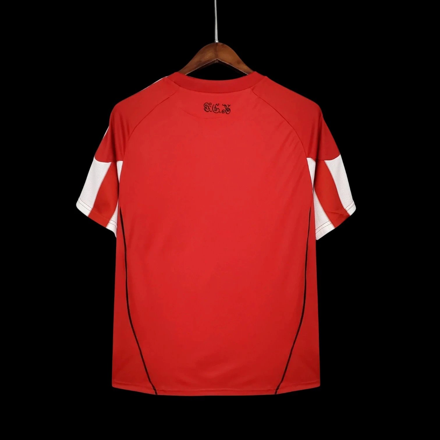 Bayern Munich 10/11 Retro Jersey — QC