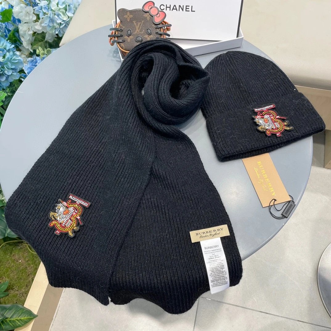 Burberry Scarf & Hat Set Ver.E — Photo 9