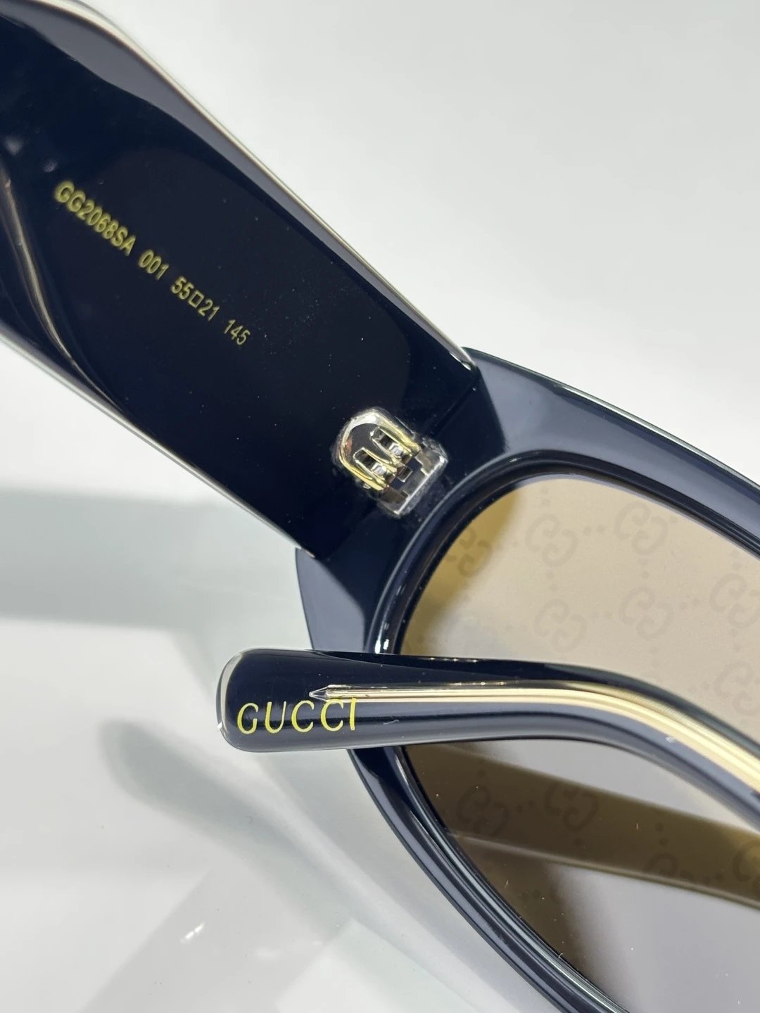 Gucci GG2068SA Sunglasses 55-21-145 Ver.A — photo 9
