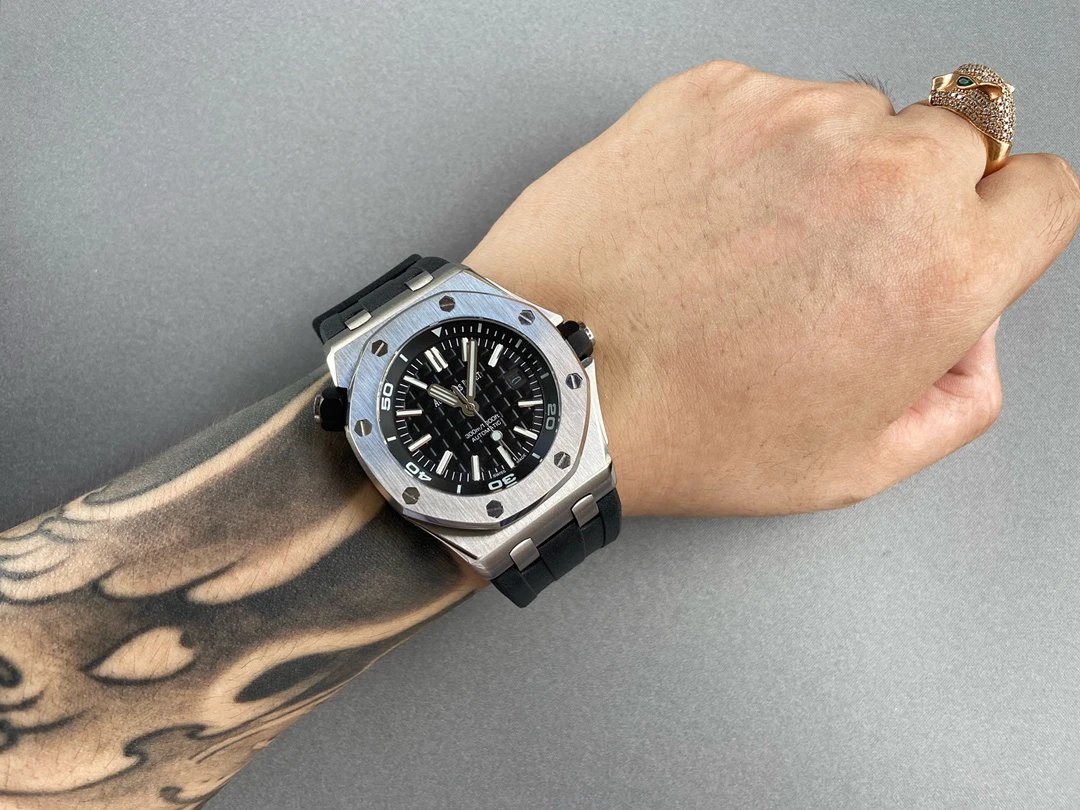 Audemars Piguet Royal Oak Offshore Automatic Watch 42mm Ver.A — Zdjęcie 4