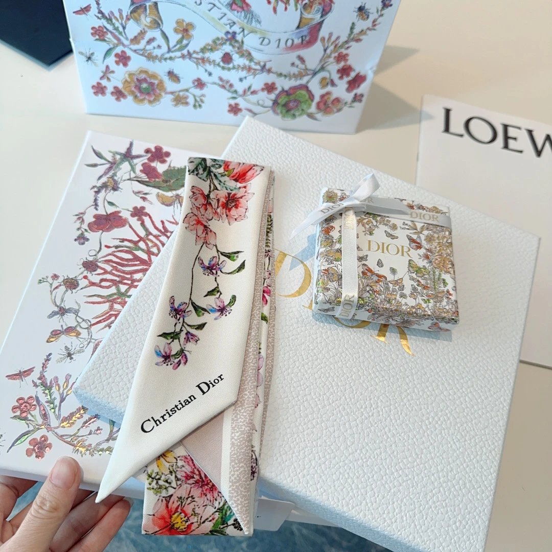 Dior Silk Ribbon Ver.S — Zdjęcie 3