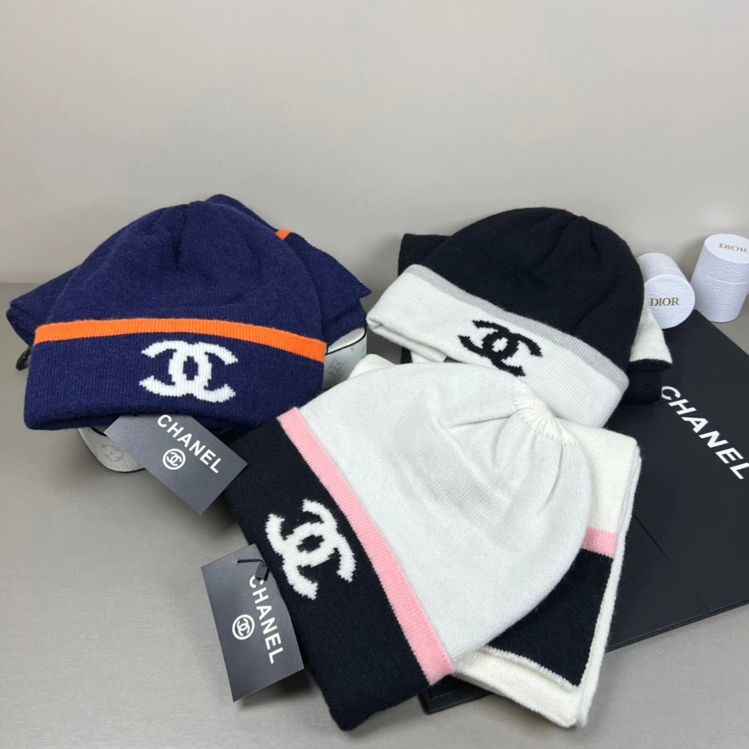 Chanel Scarf & Hat Set Ver.D — Zdjęcie 8